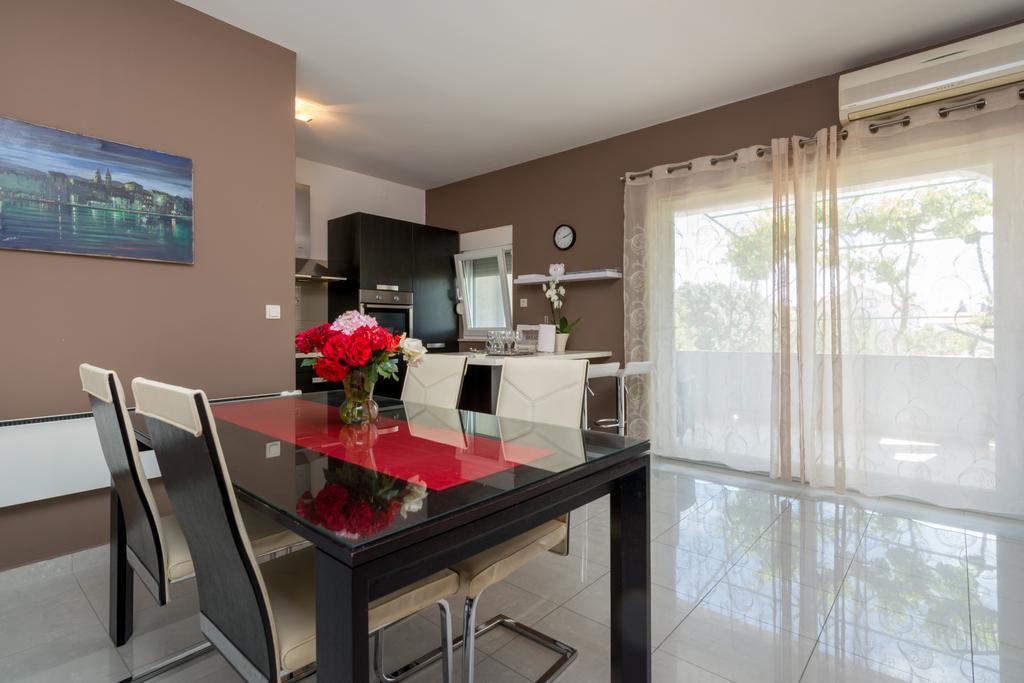 Apartman Verica Τρογκίρ Εξωτερικό φωτογραφία