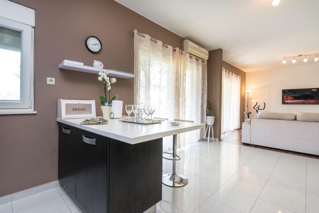 Apartman Verica Τρογκίρ Εξωτερικό φωτογραφία